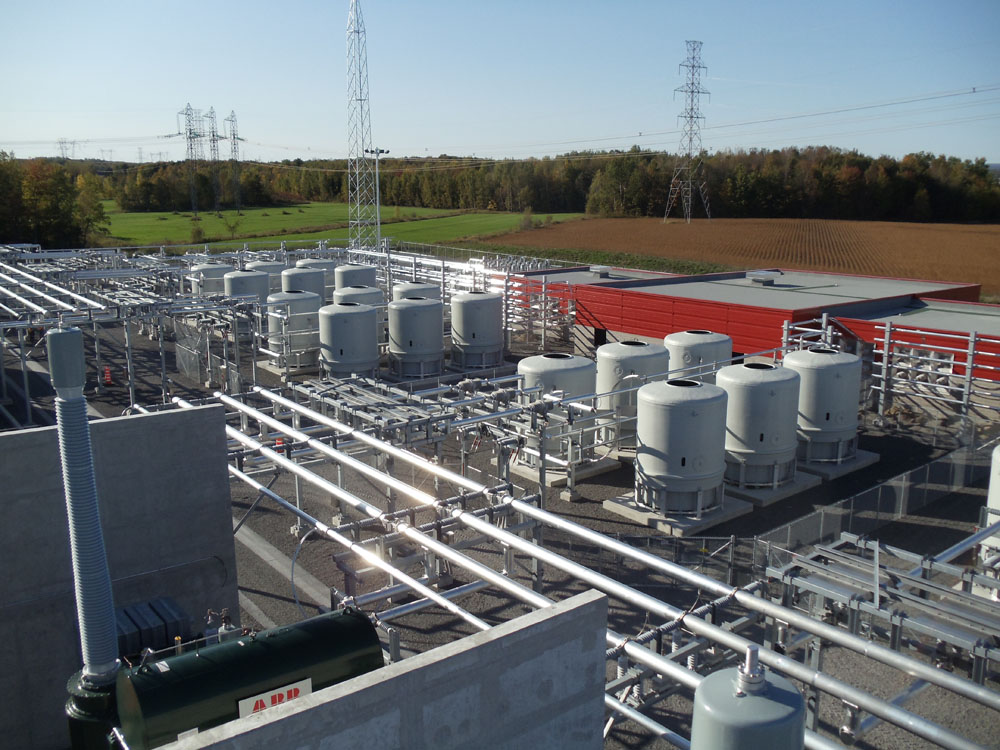 An aerial view of a large industrial plant.