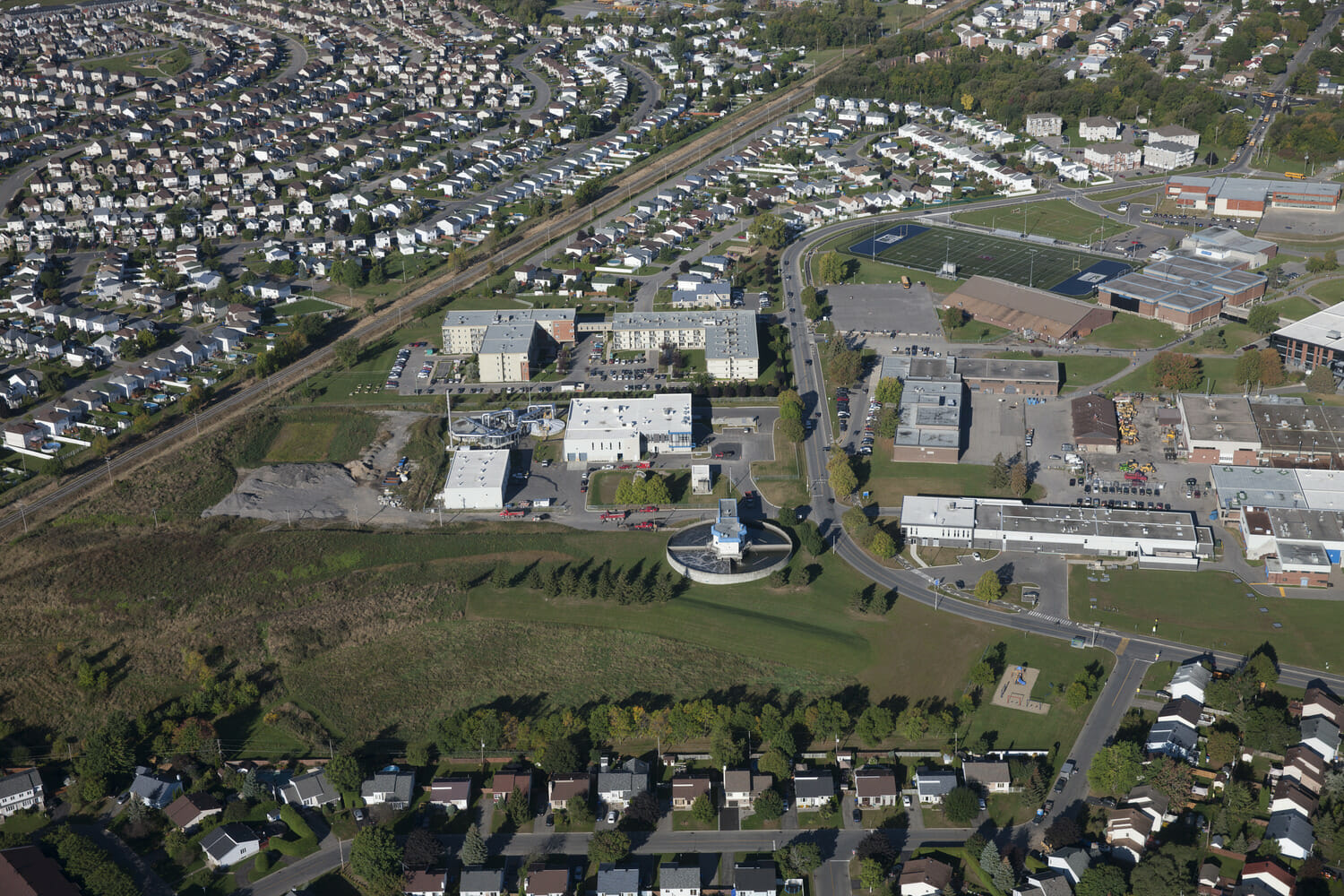 An aerial view of a college campus.